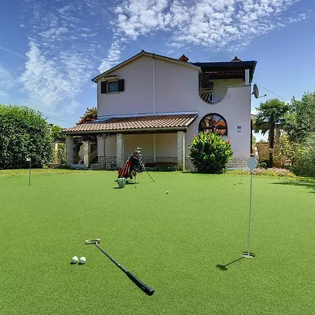 Einzigartige Nur 1 Km Bis Zum Mit Privatem Pool, Bbq, Klima, Wlan